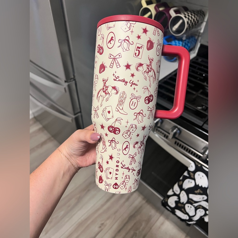 HydroJug 40oz in Red Western Charm